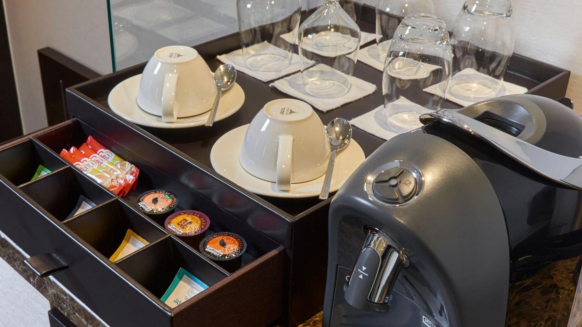 Intercontinental Kuala Lumpur By Ihg Exterior foto A coffee machine
